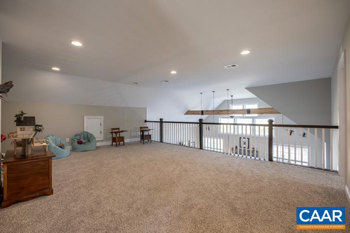 OCTONIA HIGHLANDS - Residential