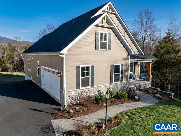 OCTONIA HIGHLANDS - Residential