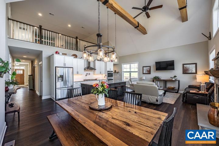 OCTONIA HIGHLANDS - Residential