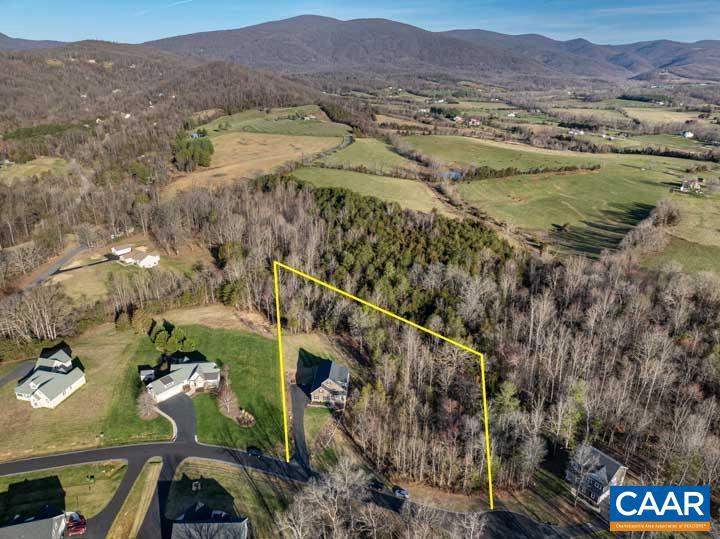 OCTONIA HIGHLANDS - Residential