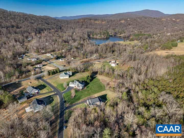 OCTONIA HIGHLANDS - Residential