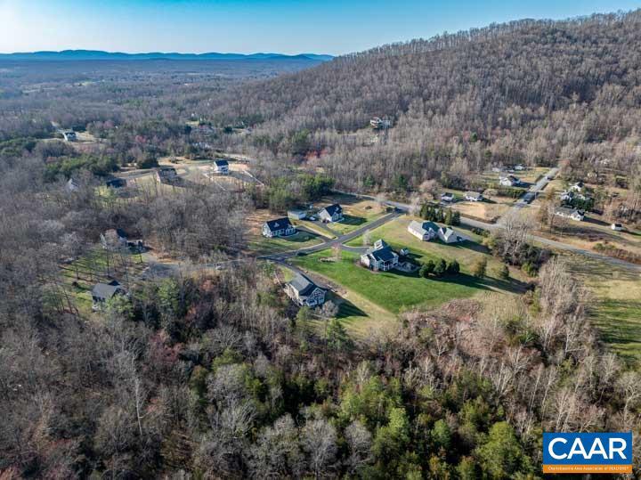 OCTONIA HIGHLANDS - Residential