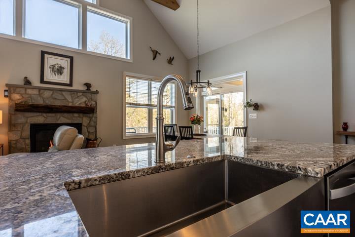 OCTONIA HIGHLANDS - Residential