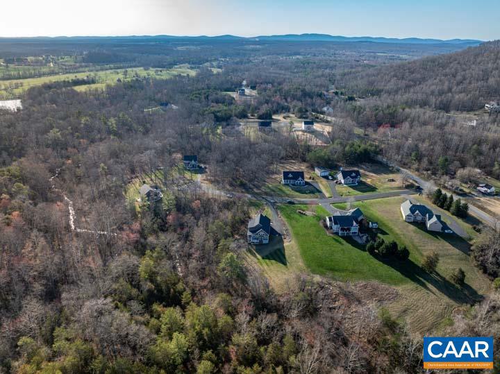 OCTONIA HIGHLANDS - Residential