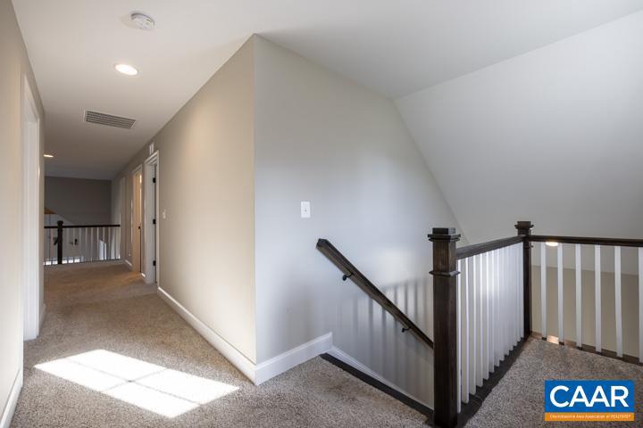 OCTONIA HIGHLANDS - Residential