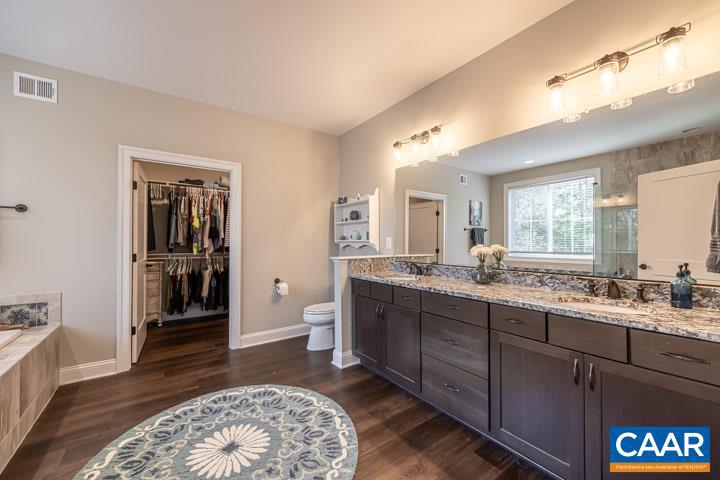 OCTONIA HIGHLANDS - Residential