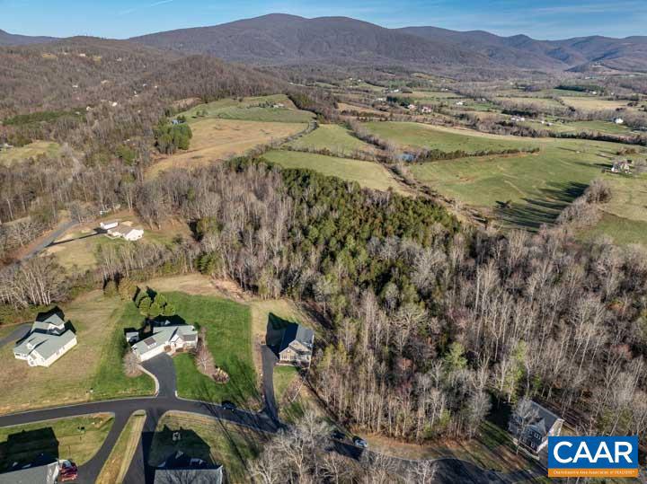 OCTONIA HIGHLANDS - Residential