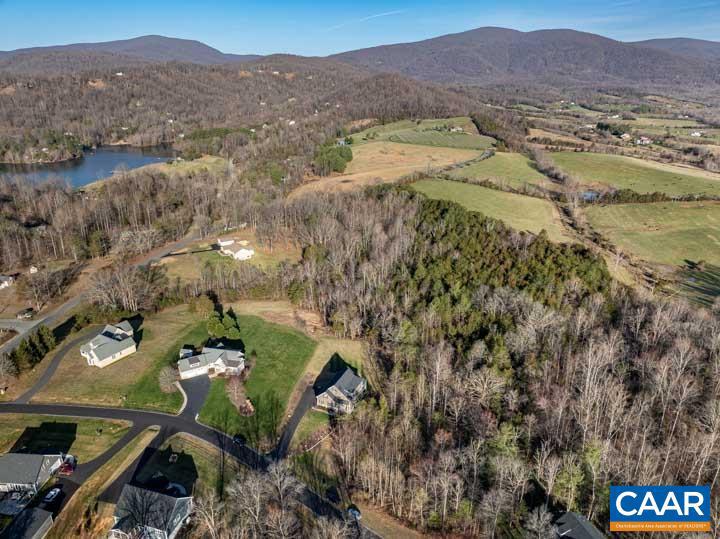 OCTONIA HIGHLANDS - Residential