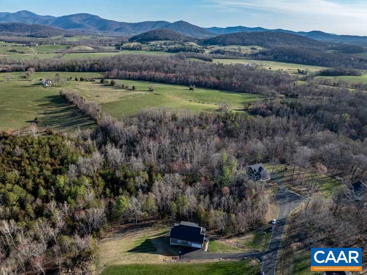 OCTONIA HIGHLANDS - Residential