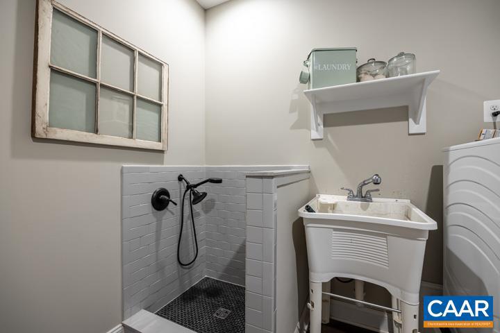 OCTONIA HIGHLANDS - Residential