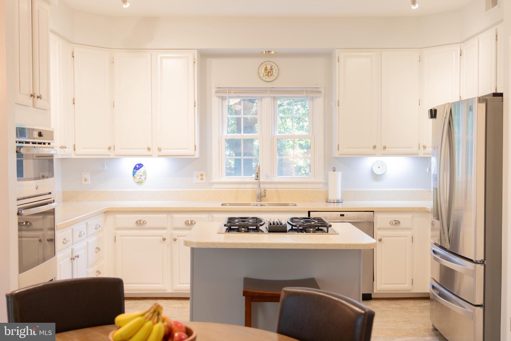 QUAKER HILL - Residential