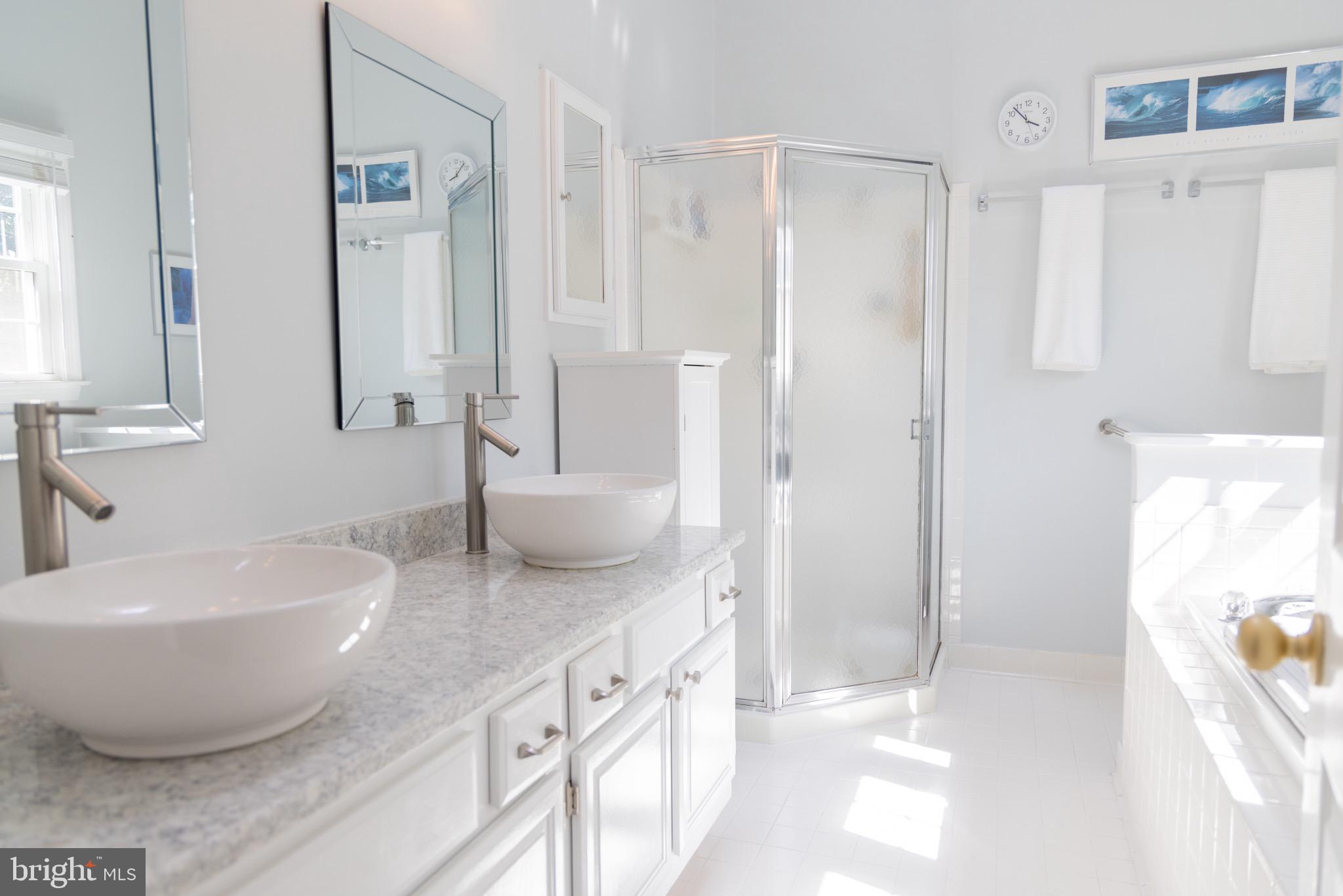 QUAKER HILL - Residential