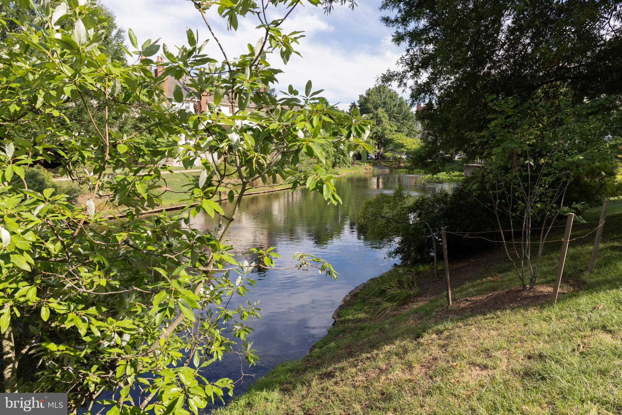 QUAKER HILL - Residential