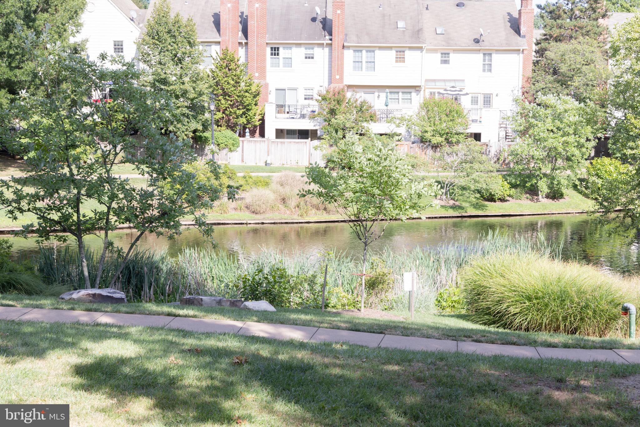 QUAKER HILL - Residential