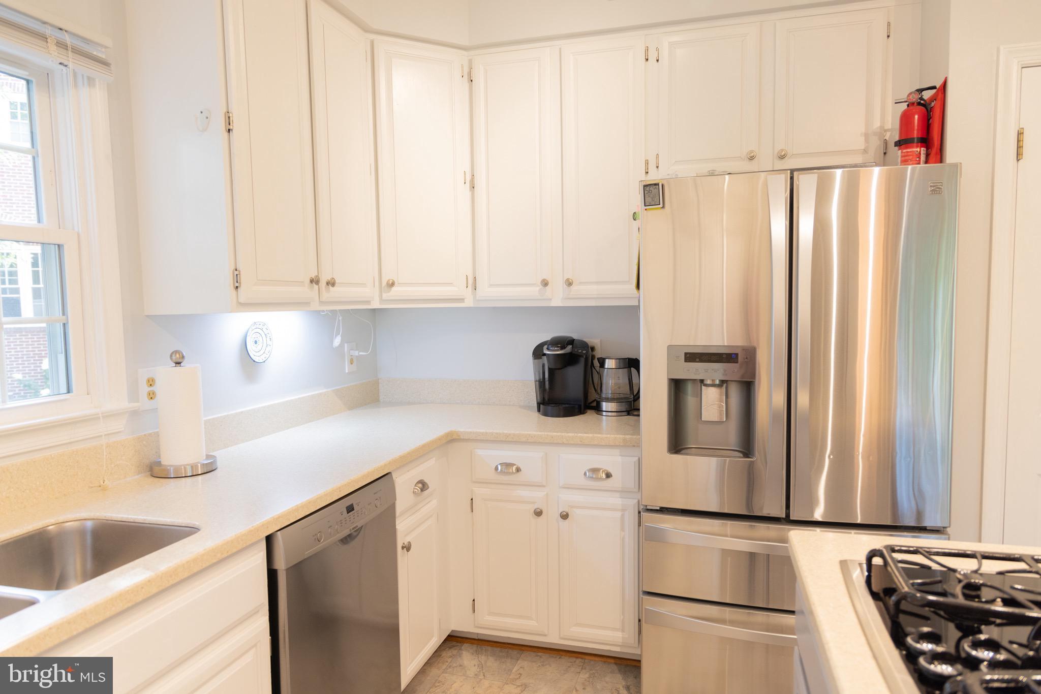 QUAKER HILL - Residential