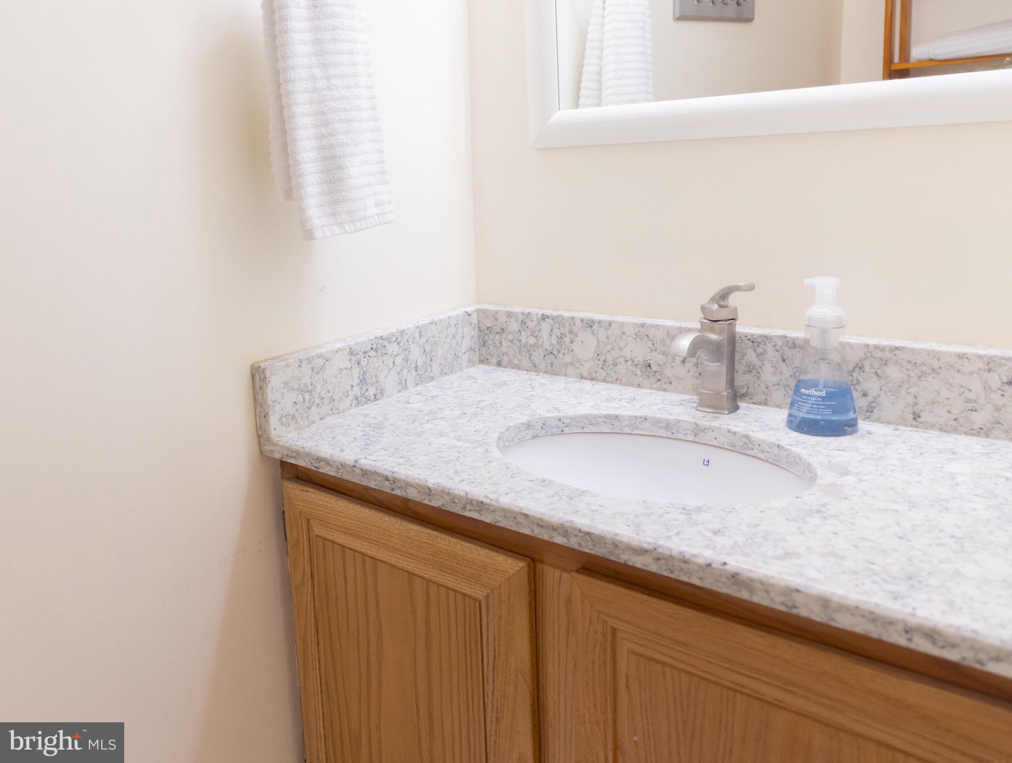 QUAKER HILL - Residential