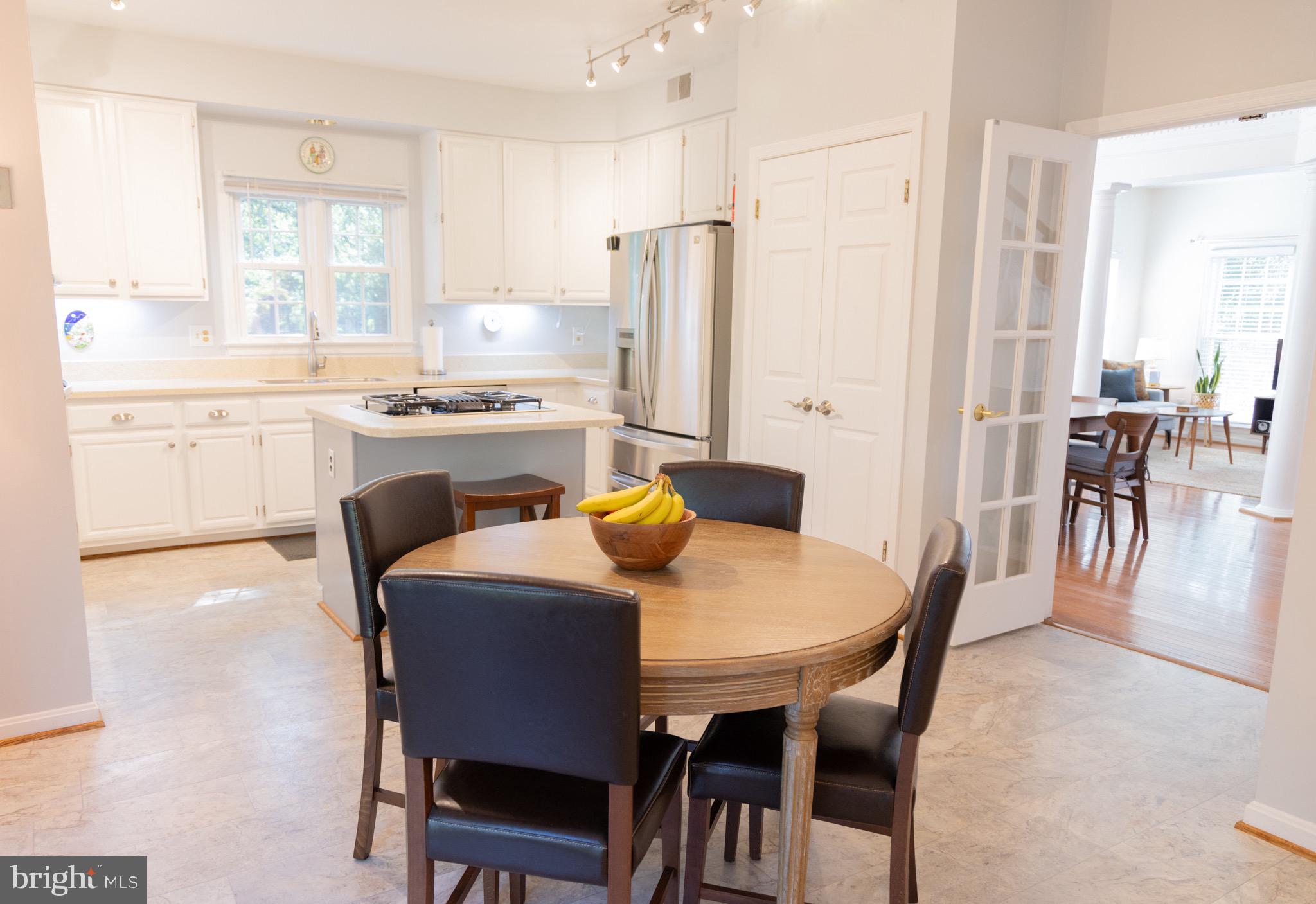 QUAKER HILL - Residential