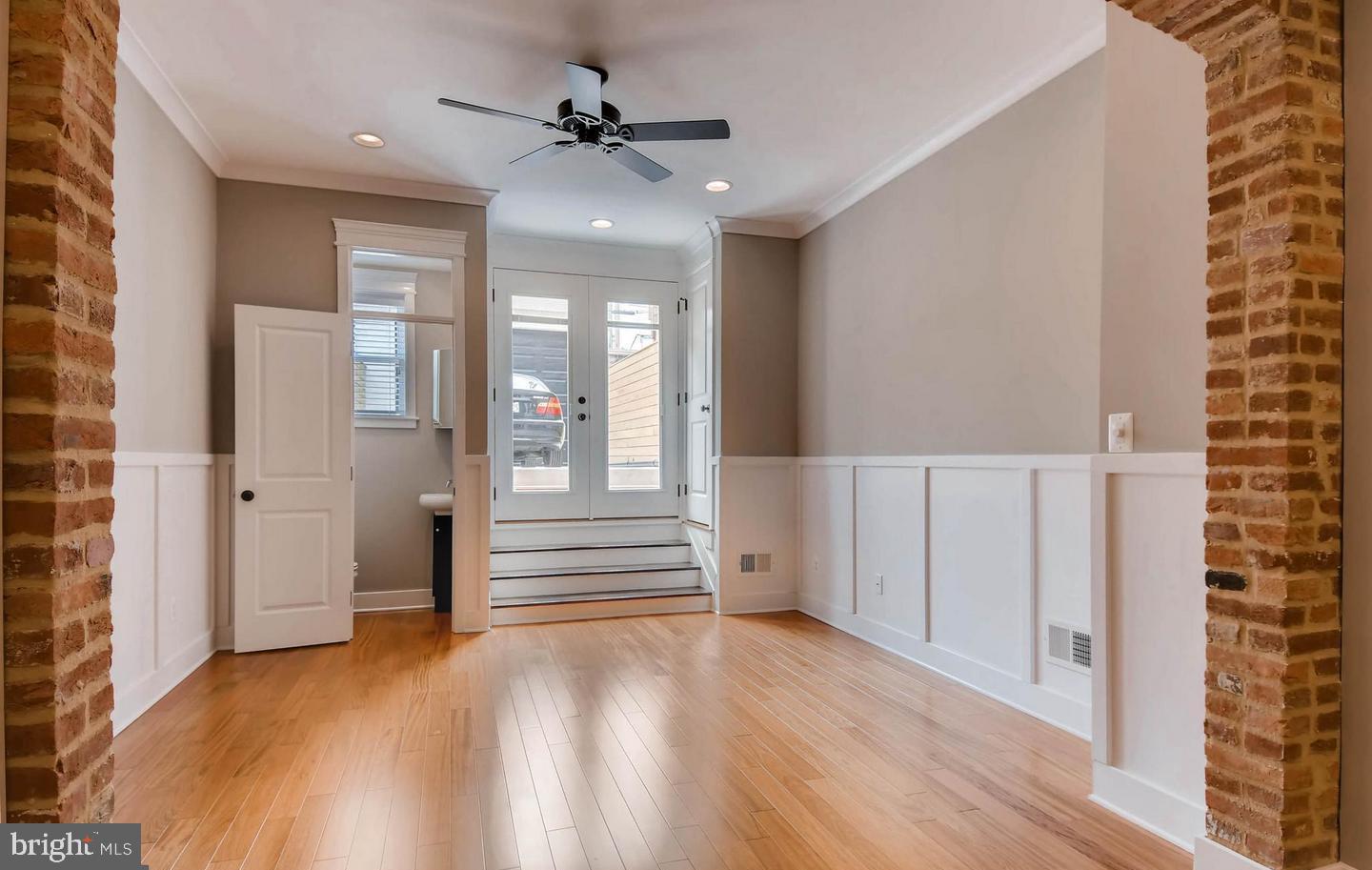 BUTCHERS HILL - Residential