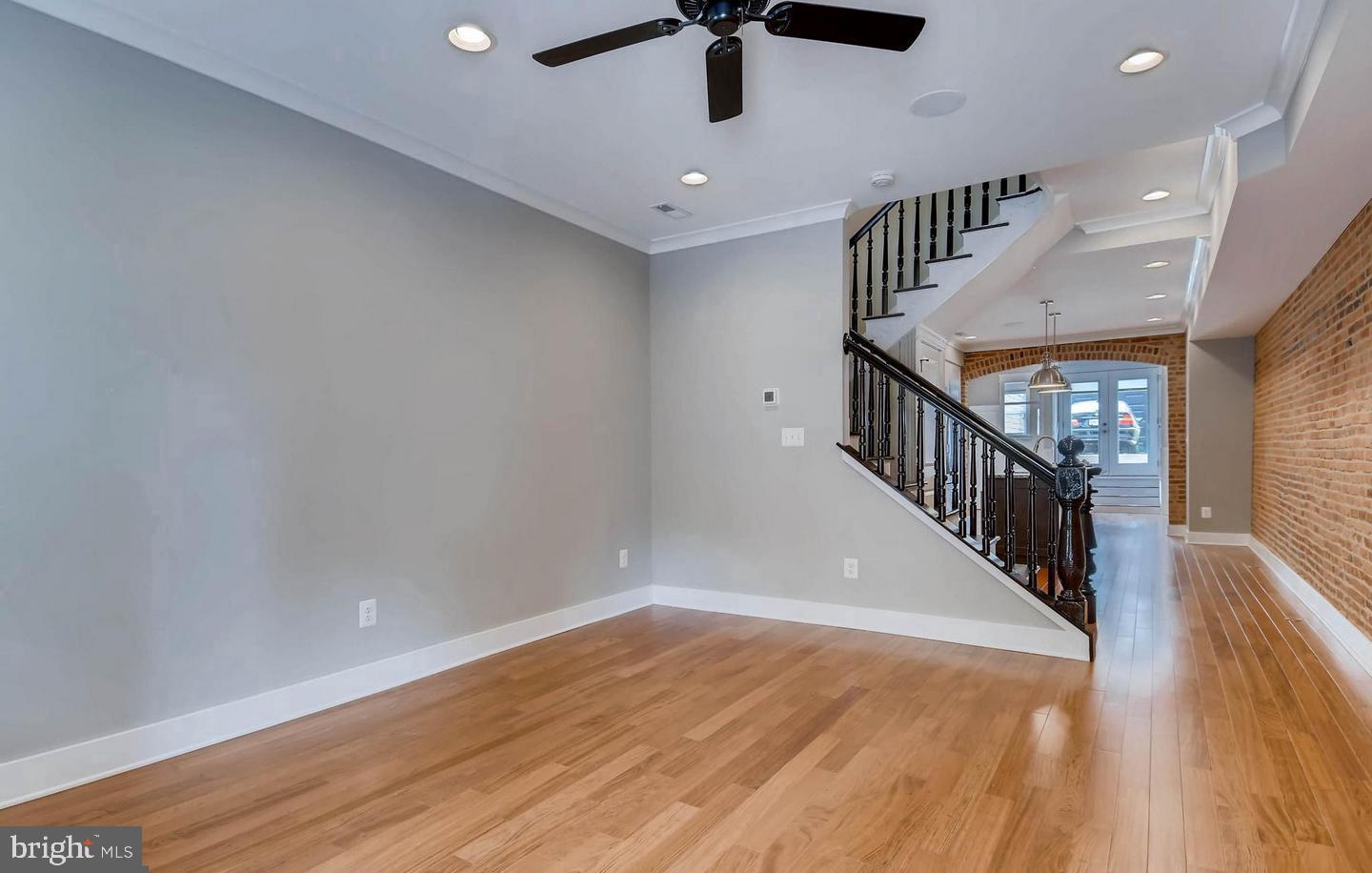 BUTCHERS HILL - Residential