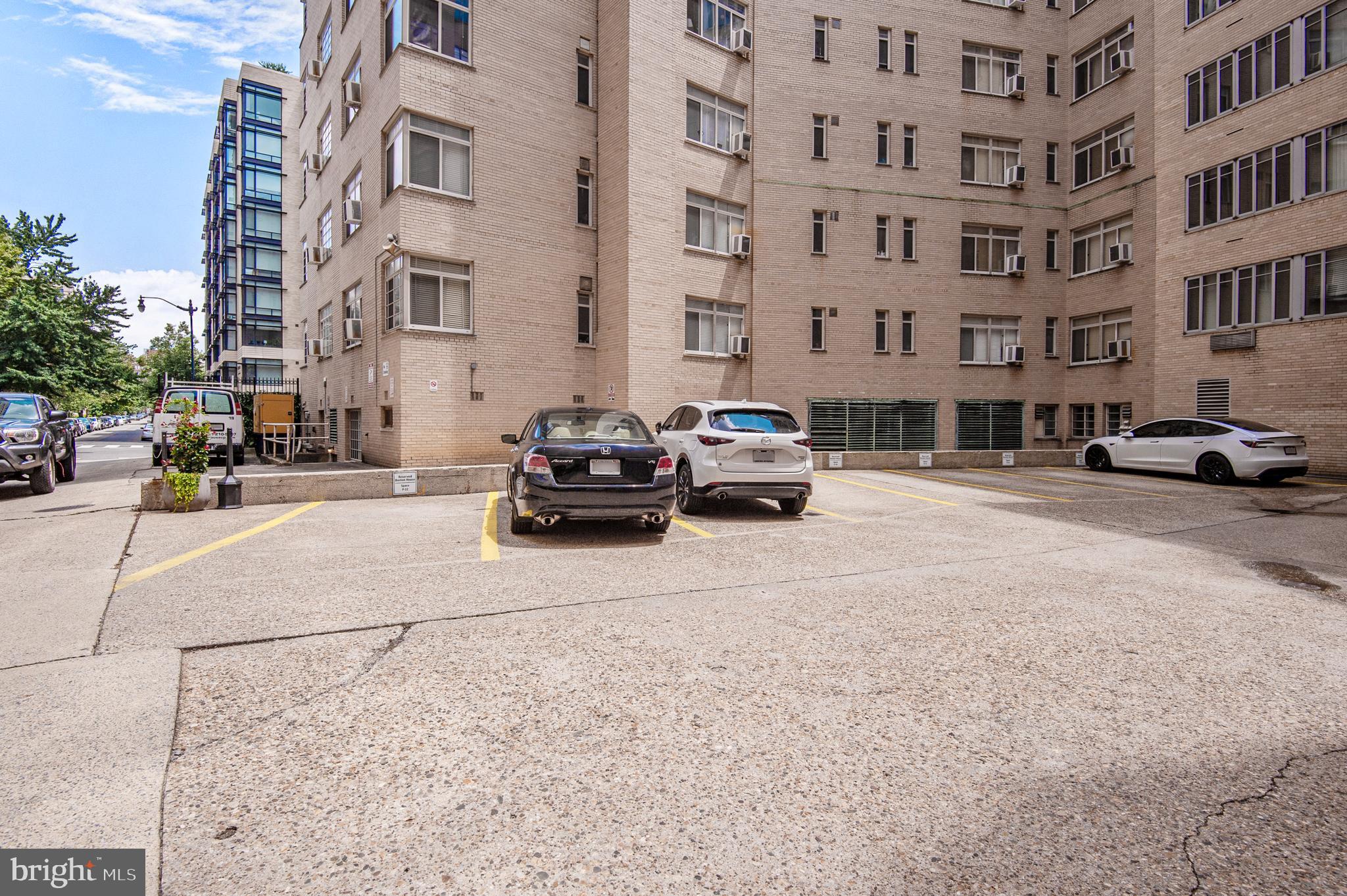 1711 MASSACHUSETTS AVENUE NW 505