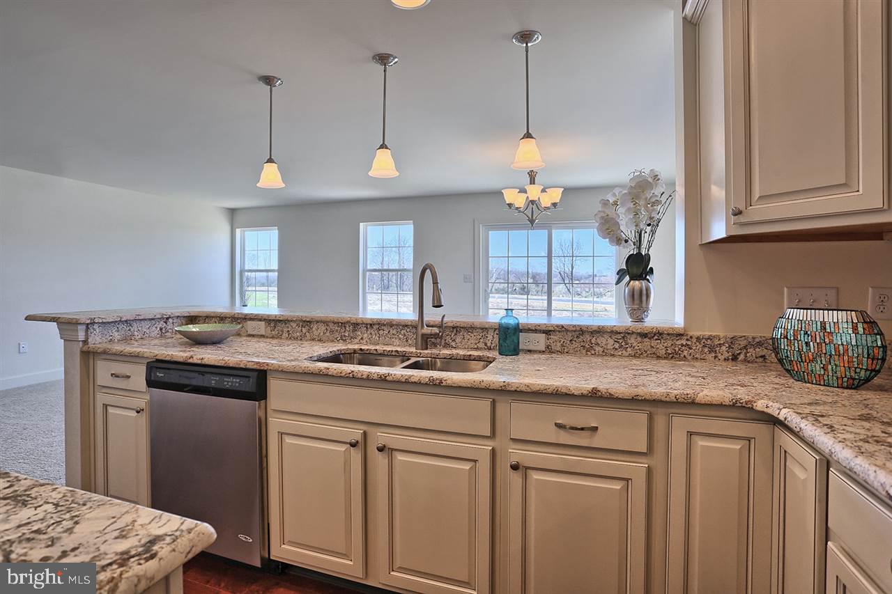 WINDY HEIGHTS - Residential