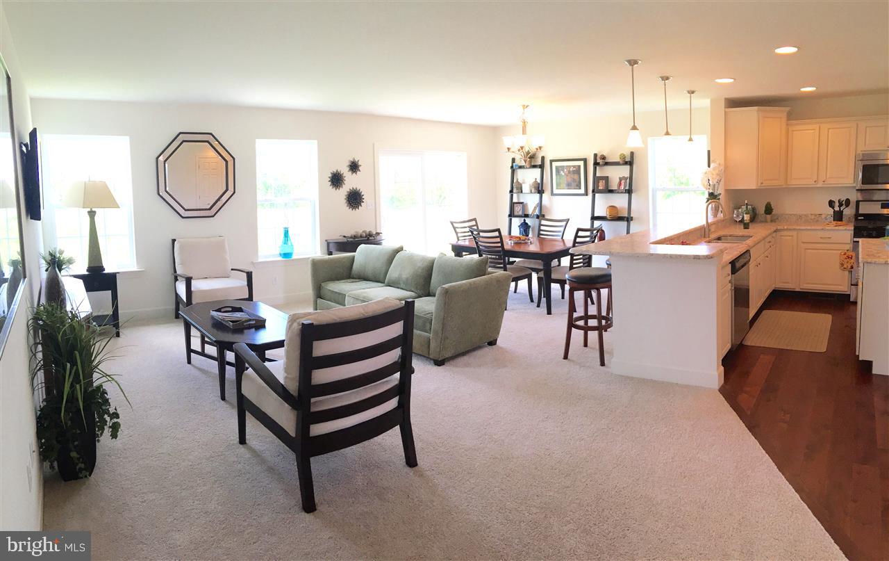 WINDY HEIGHTS - Residential