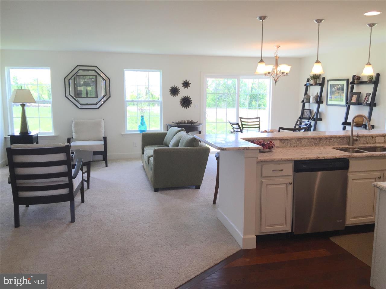 WINDY HEIGHTS - Residential