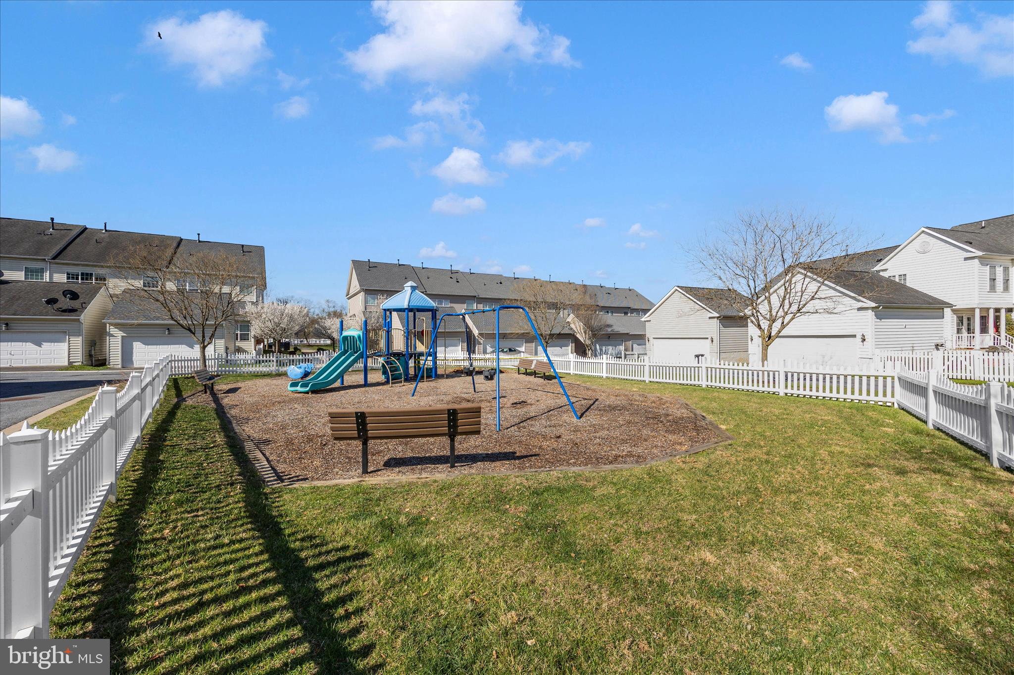 ARORA HILLS - Residential