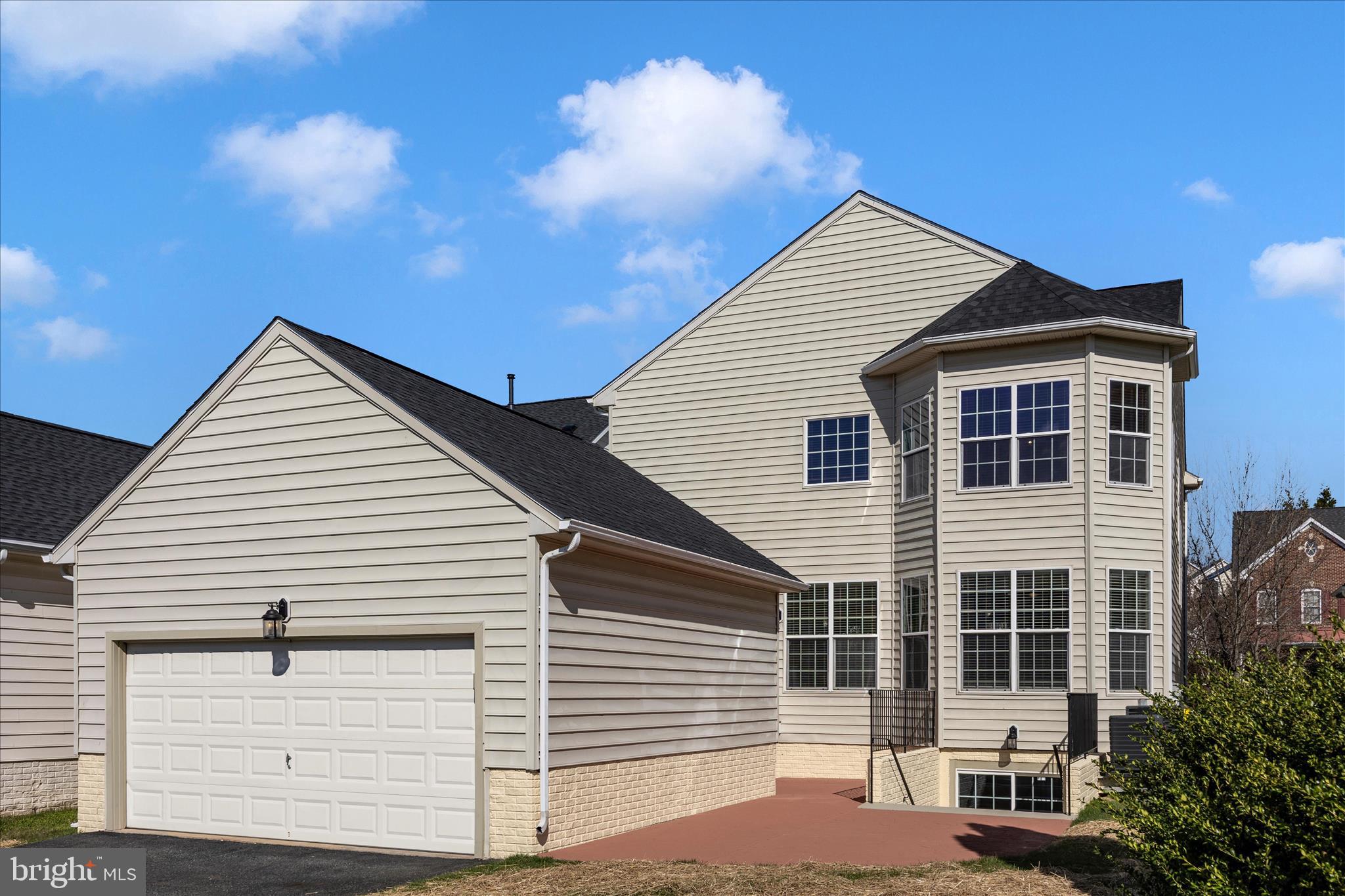 ARORA HILLS - Residential