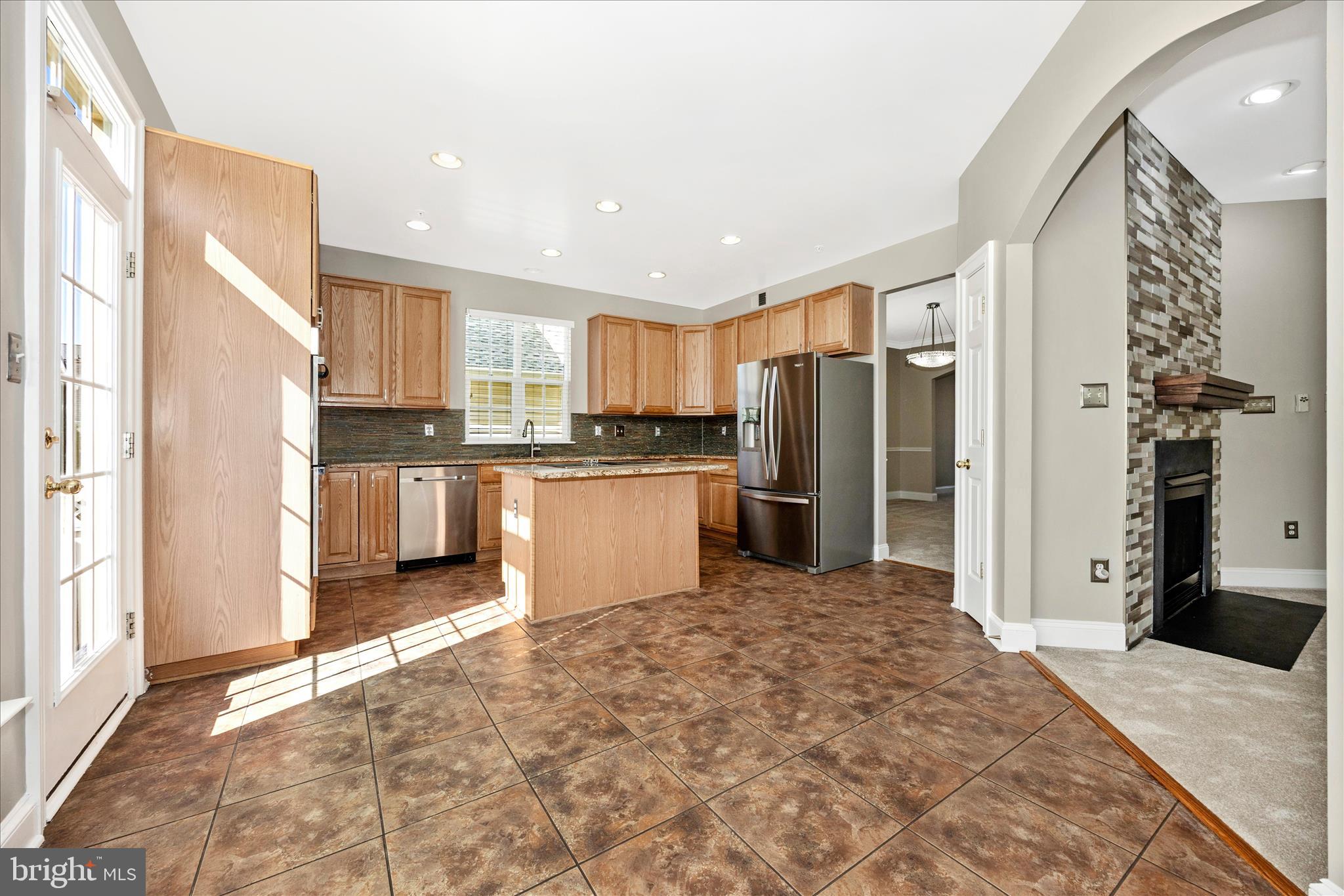 ARORA HILLS - Residential