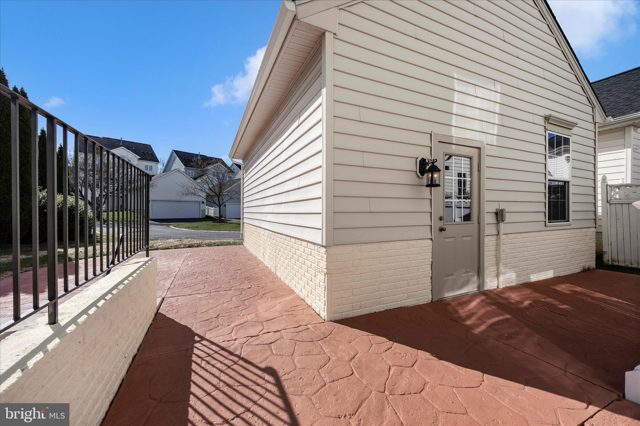 ARORA HILLS - Residential