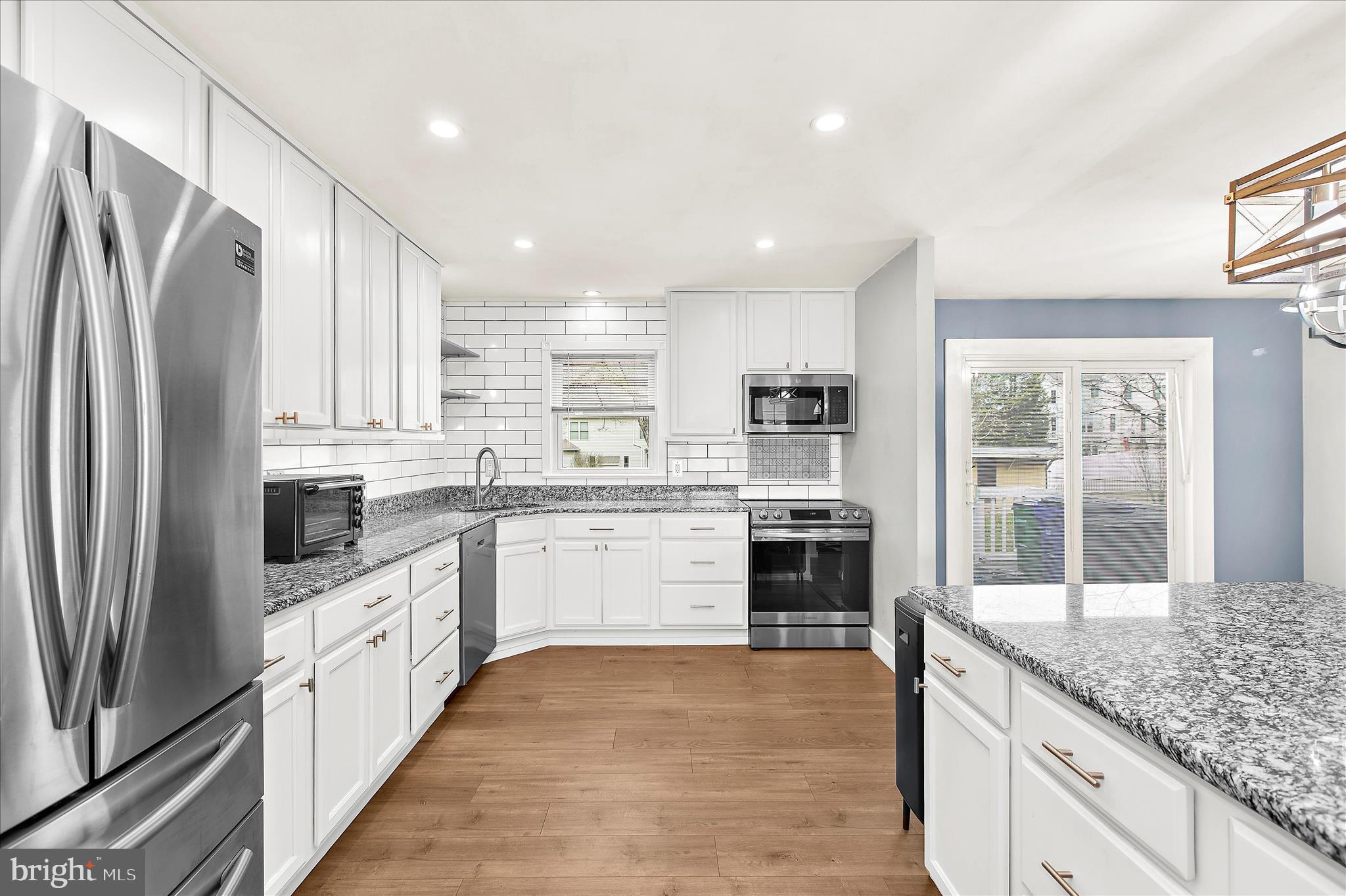 SAVAGE MEADOWS - Residential