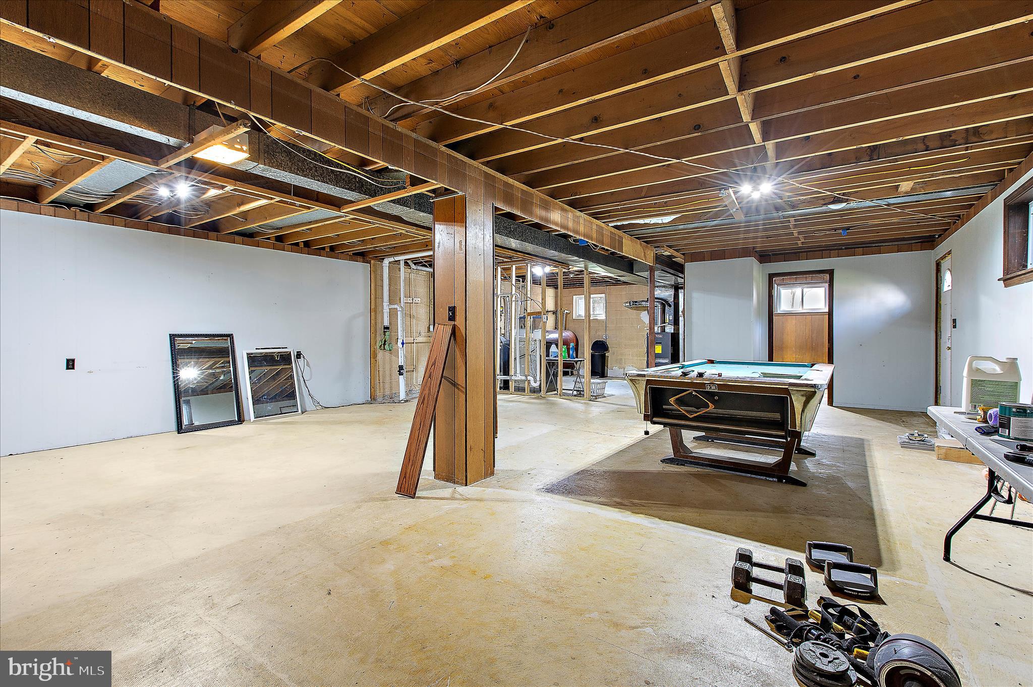 SAVAGE MEADOWS - Residential