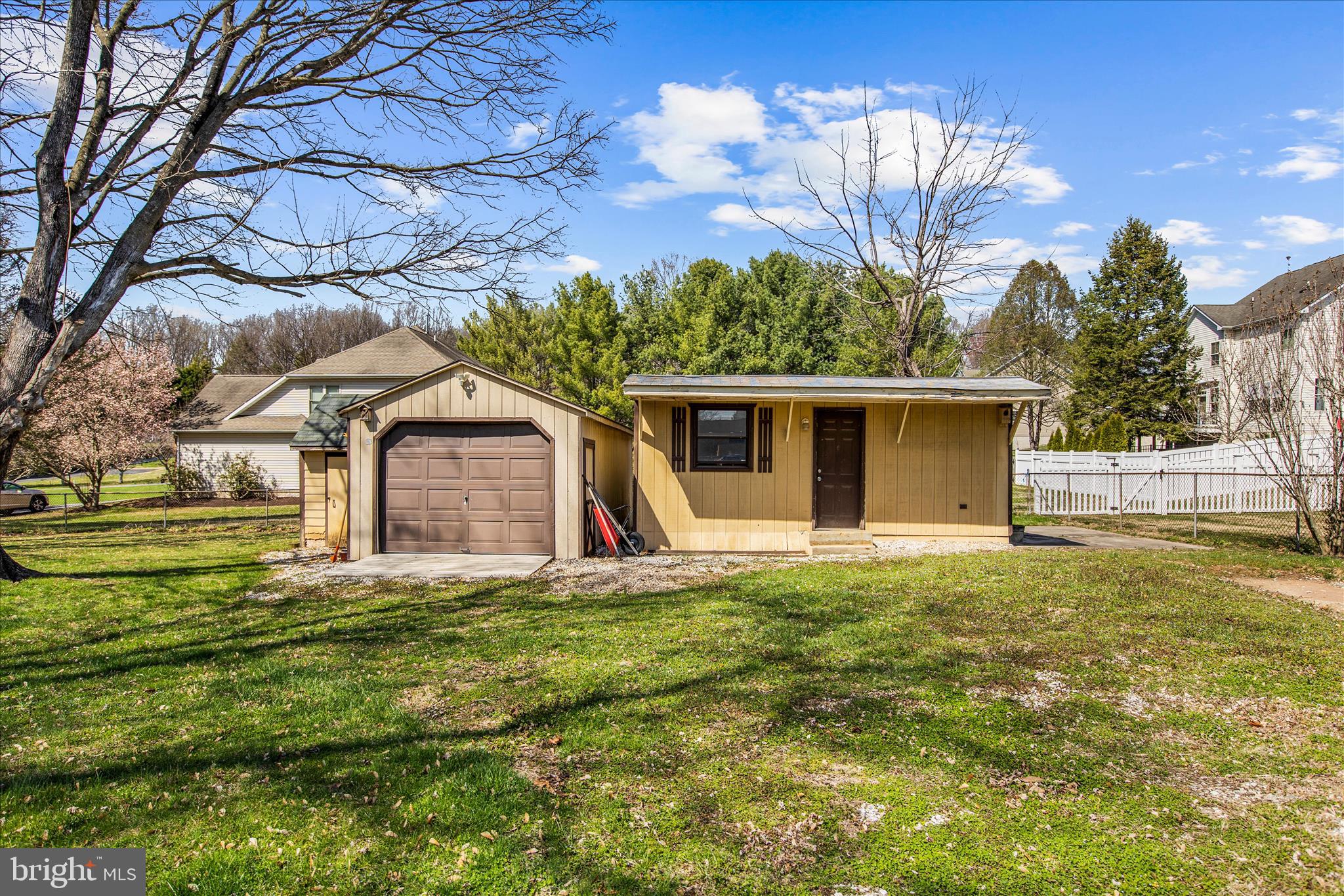 SAVAGE MEADOWS - Residential