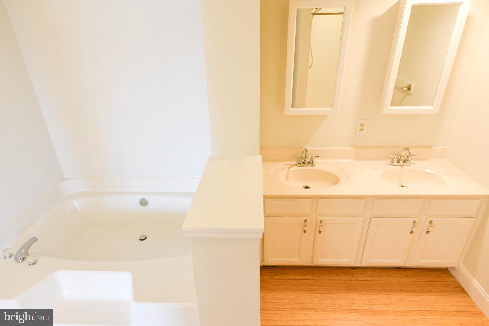 KEENWICK SOUND - Residential