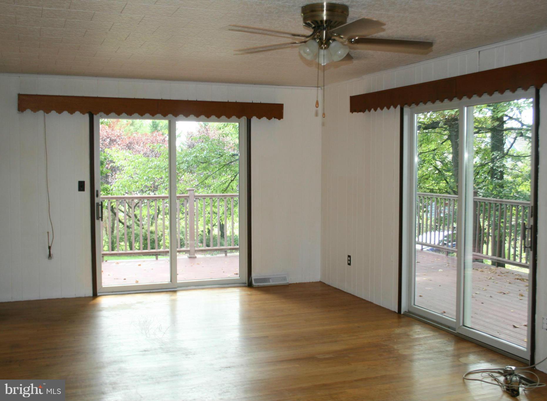 NORTH SHORE - Residential