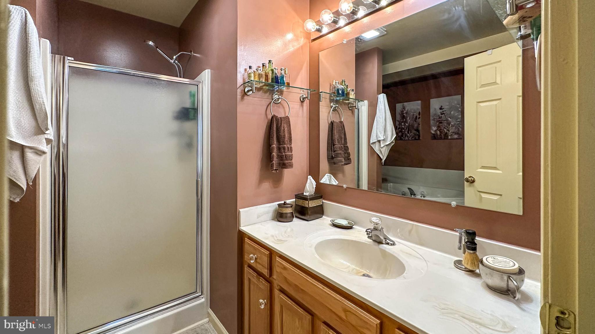 QUAIL HOLLOW - Residential