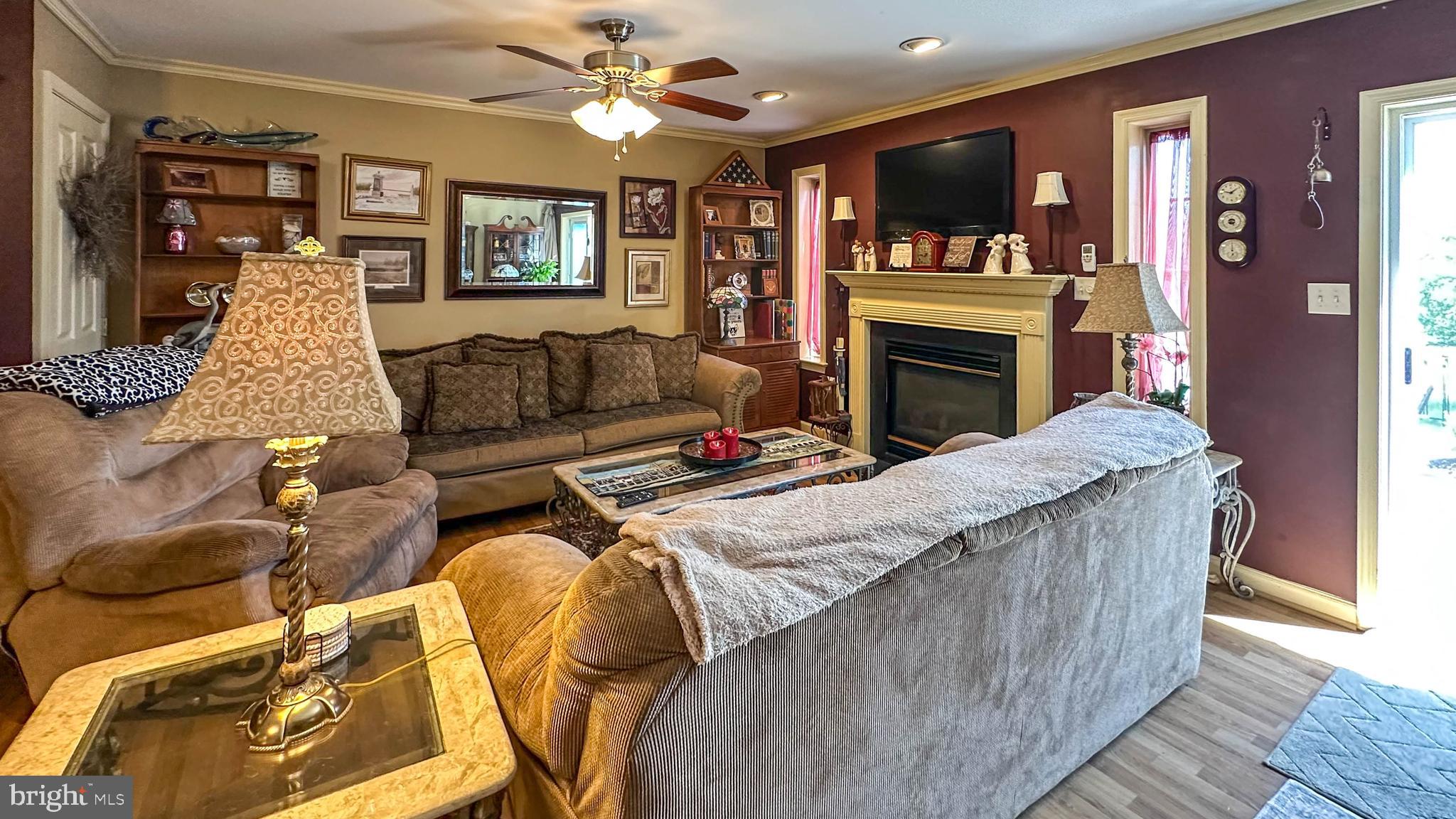 QUAIL HOLLOW - Residential