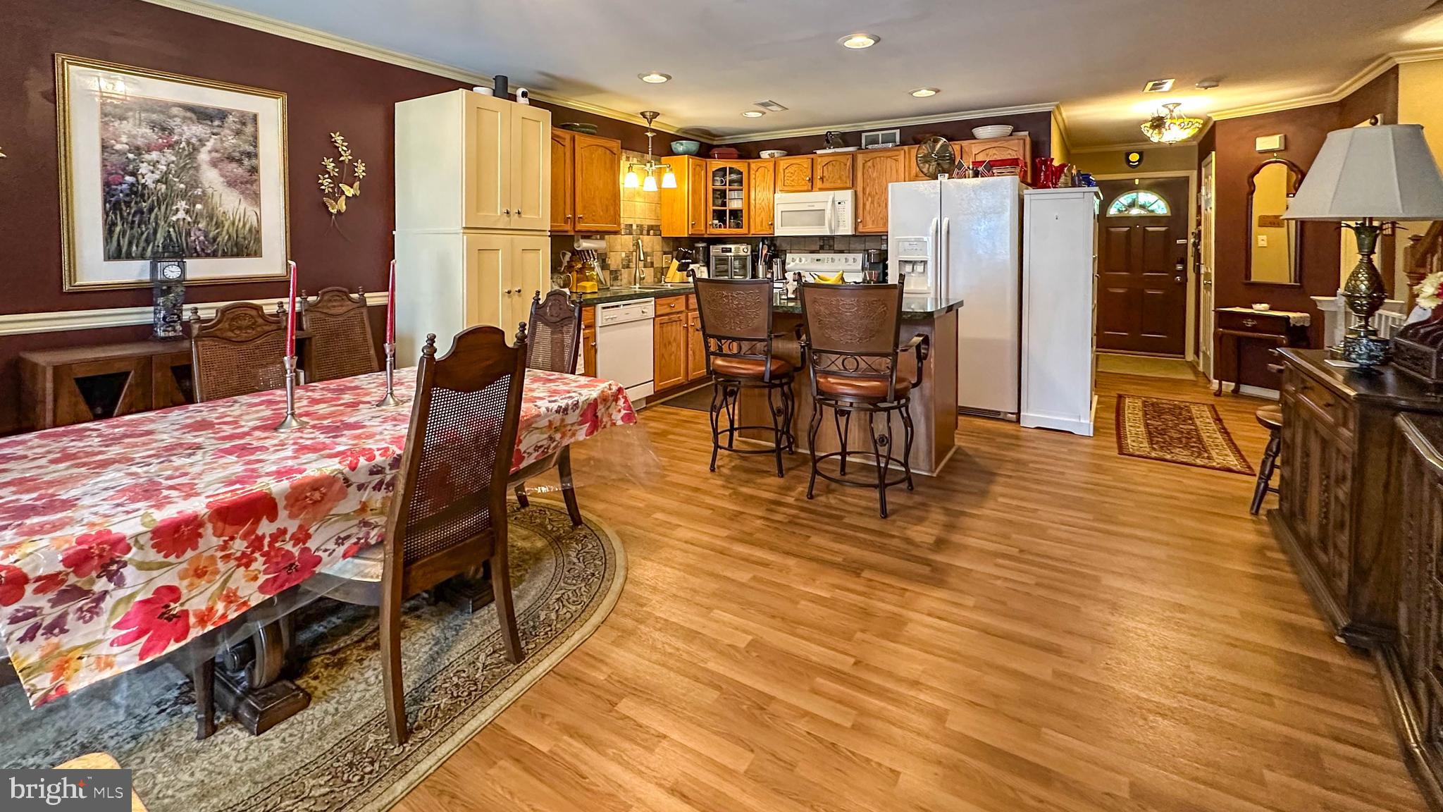QUAIL HOLLOW - Residential