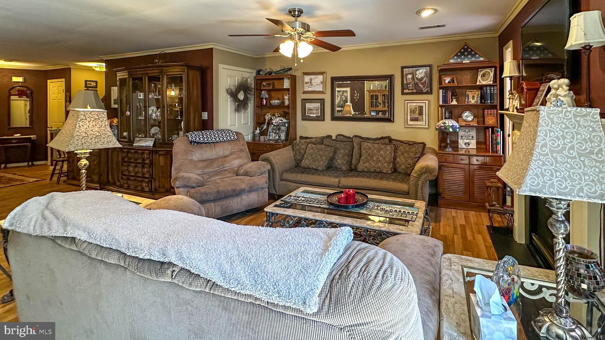 QUAIL HOLLOW - Residential