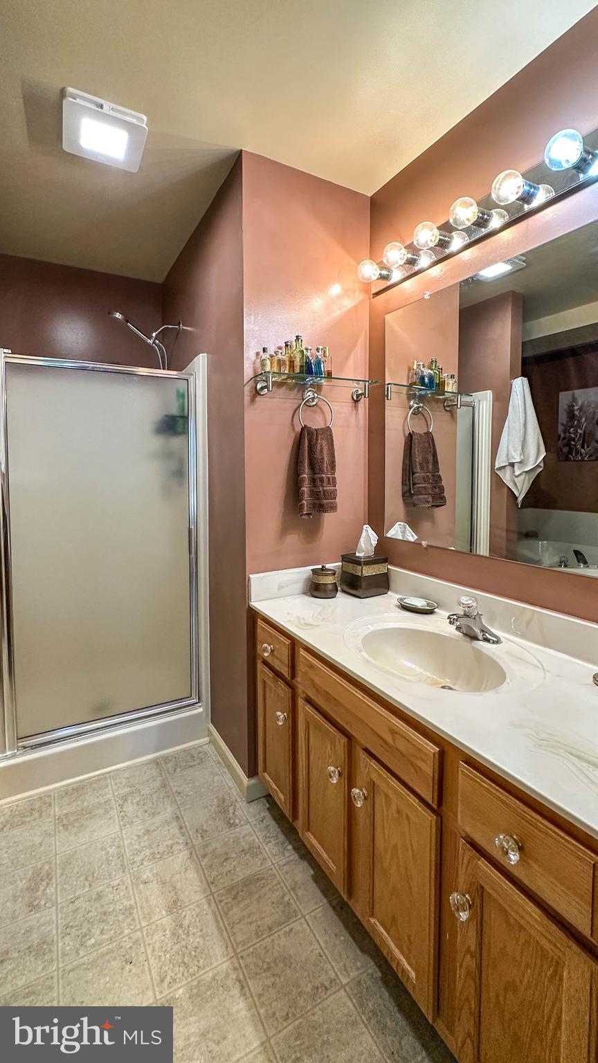 QUAIL HOLLOW - Residential