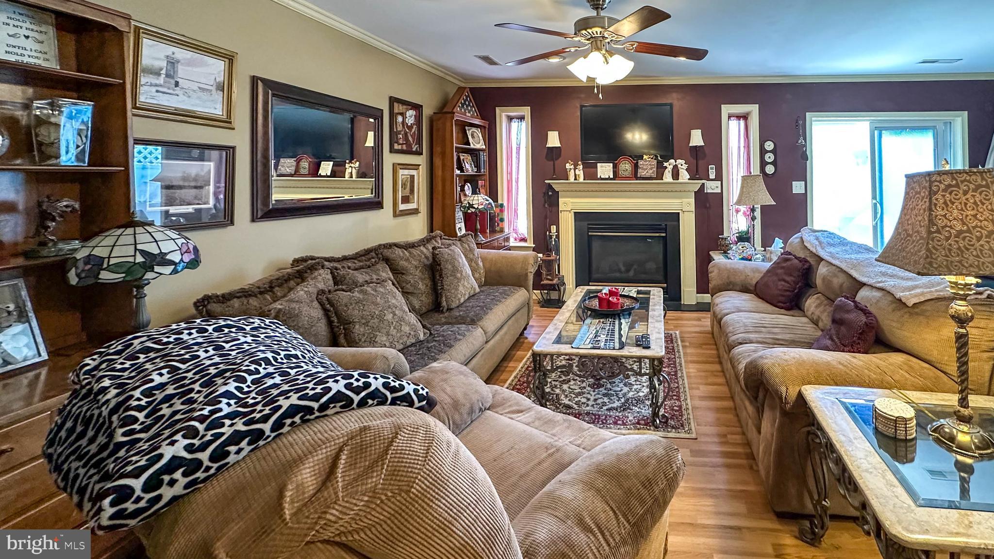 QUAIL HOLLOW - Residential