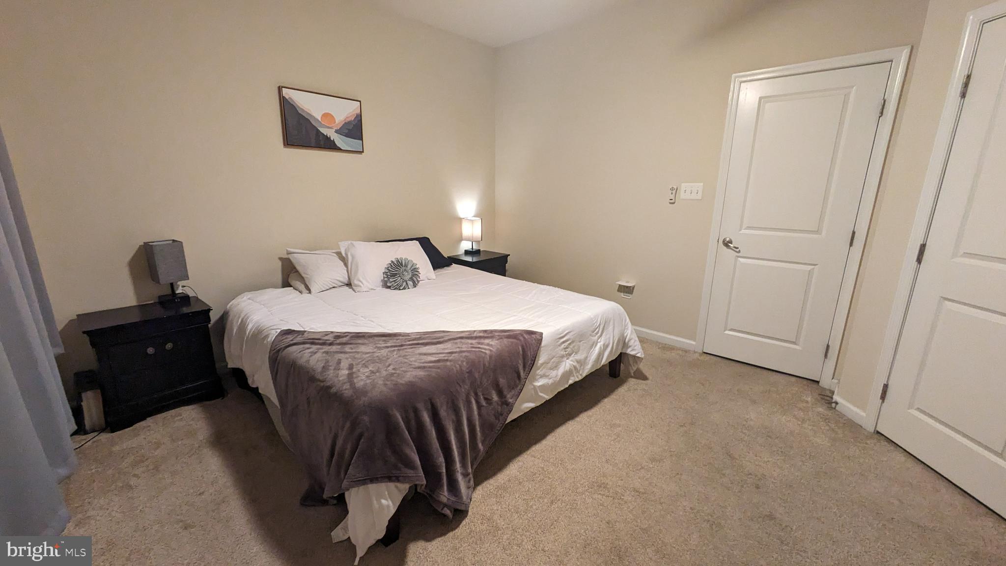 PINE RIDGE CROSSING - Residential