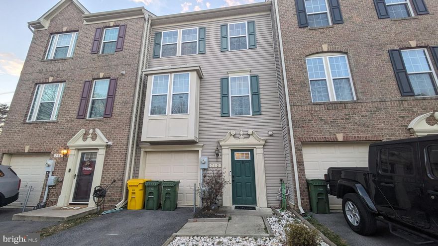 Welcome home to this beautiful, spacious townhome located in the sought after neighborhood of Pine Ridge Crossing!

On the lower level, there is a half bathroom and a spacious second living space that goes right out to the fully fenced in yard. On the second level, there's a large living room, kitchen, dining area and high ceilings with recessed lighting throughout. The kitchen features a large island and dining area, which provides plenty of space for entertaining. The upper level consists of 3 bedrooms and 2 full bathrooms. The master bedroom features a walk-in closet and an en suite bathroom that has a stand-up shower with 2 dual shower heads! The laundry is on the 3rd floor between the bedrooms which makes laundry sorting fairly easy. Come see this home before it's gone!