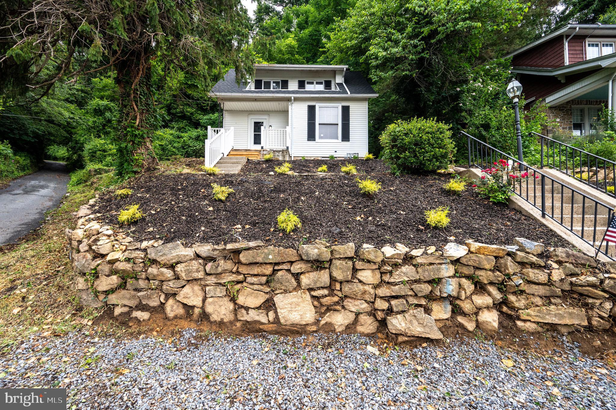 1050 FRIEDENSBURG ROAD