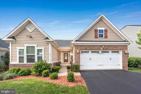 Homes For Sale - 104 Atlantis Lane<br/> LAKE FREDERICK, VA 22630
