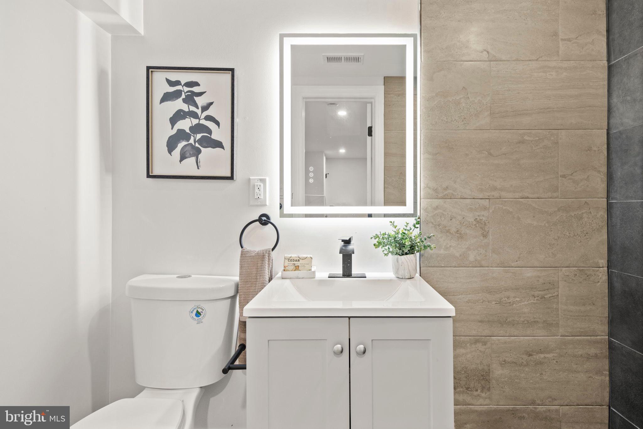 CHINQUAPIN PARK - Residential