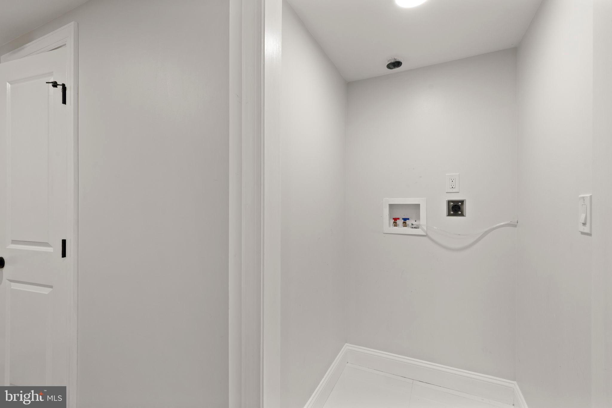 CHINQUAPIN PARK - Residential