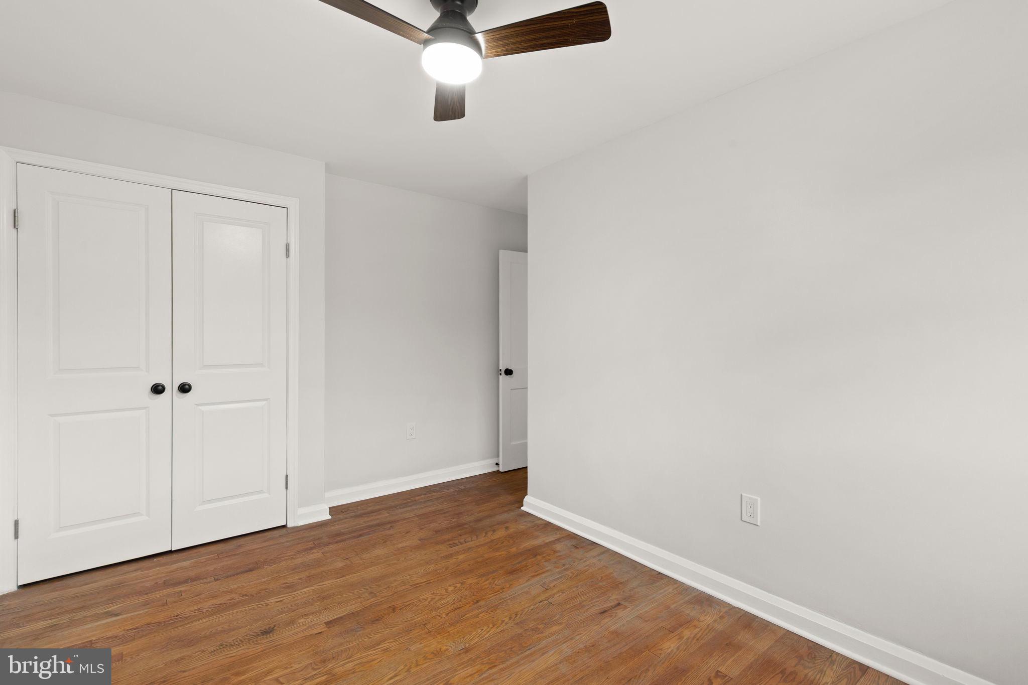 CHINQUAPIN PARK - Residential