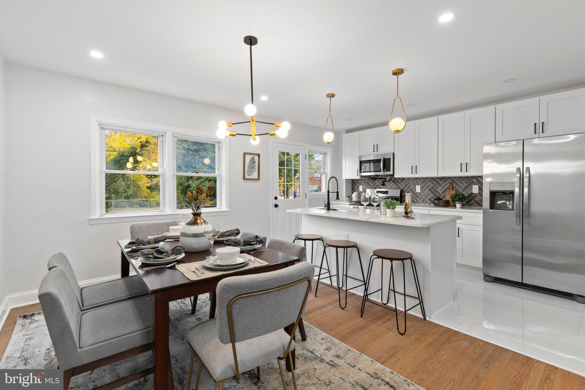 CHINQUAPIN PARK - Residential